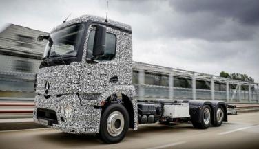 Daimler उतारेगा इलेक्ट्रिक ट्रक रैंज, डिलिवरी 5 साल में