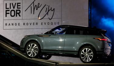 Tata-owned Jaguar Land Rover ने लॉन्च किया नया Luxury SUV
