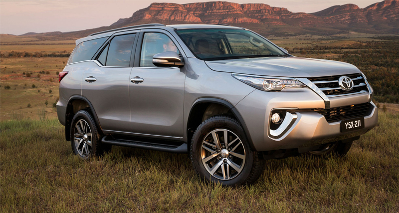 Toyota Fortuner की बिक्री एक लाख के पार 