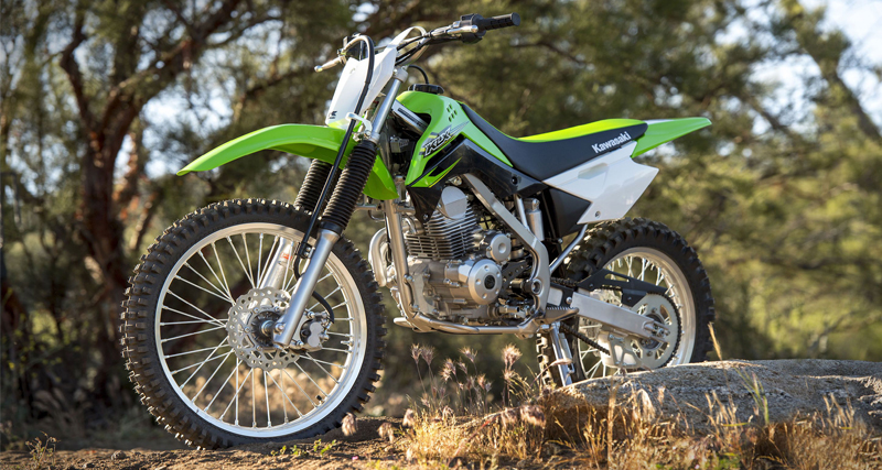 स्टंटमैन के लिए कुछ खास है Kawasaki KLX140G