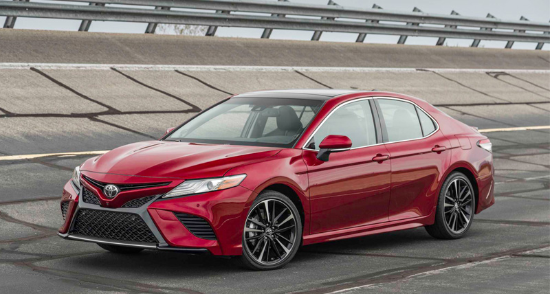 नई Toyota Camry के बारे में कितना जानते हैं आप ...