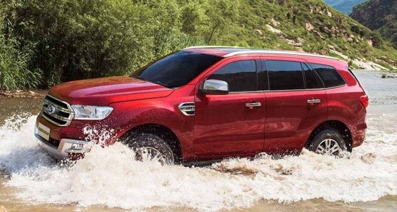 FORD ने बंद किए Endeavour के मैनुअल वेरिएंट