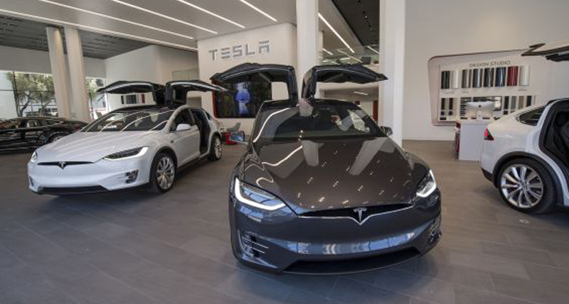 Tesla Motors ने बेचे 22 हजार इलेक्ट्रिक व्हीकल