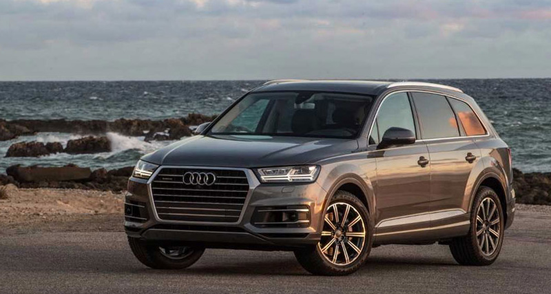 अब आया Audi Q7 का पेट्रोल अवतार, देखिए लुक