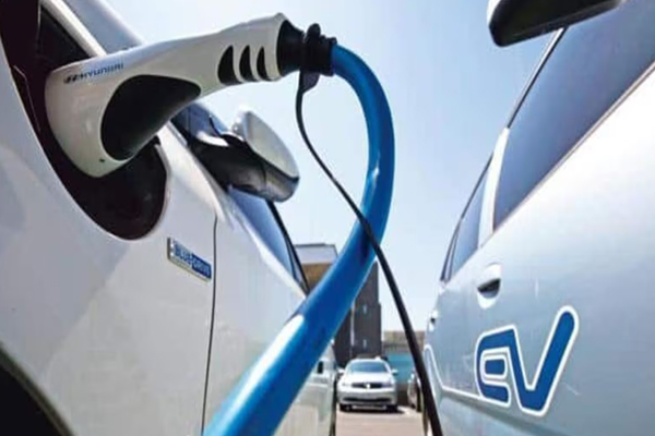 CAFE 3 ड्राफ्ट जारी: छोटी कारों को राहत, EVs और हाइब्रिड्स को मिलेगा बड़ा बढ़ावा