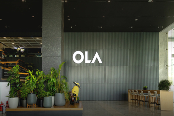ओला इलेक्ट्रिक के लिए कठिन रहा 2025, मार्केट शेयर 50 प्रतिशत कम हुआ
