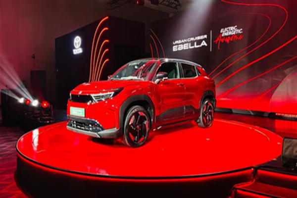 टोयोटा की इलेक्ट्रिक SUV सेगमेंट में एंट्री, Urban Cruiser EBella से बढ़ाई प्रतिस्पर्धा