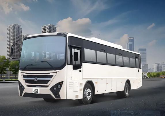 Tata Motors ने कतर में लॉन्च की नई बसें, मिडिल-ईस्ट बाजार में बढ़ाई पकड़