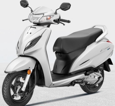 Top 5 Scooters: Honda Activa की सबसे ज्यादा मांग, Suzuki Burgman ने भी बनाई Top 5 में जगह