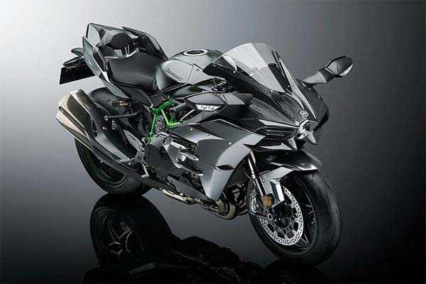 Kawasaki ने पेश की 2027 Ninja H2 रेंज, सुपरचार्ज्ड इंजन में बड़े बदलाव; भारत में लॉन्च पर सस्पेंस