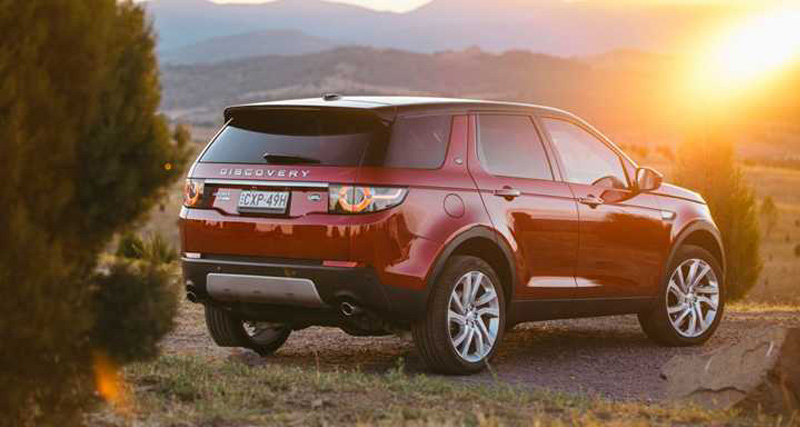 Land Rover ने उतारा Discovery Sport का पेट्रोल वर्जन