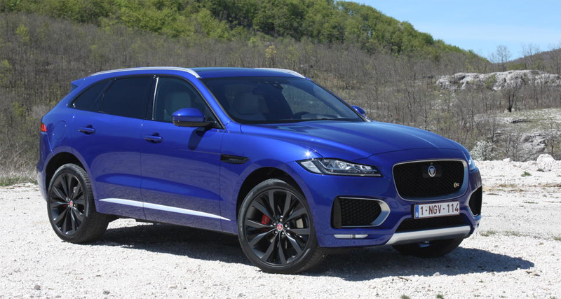 Jaguar F-Pace में पहले आएगा पेट्रोल इंजन