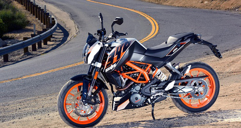 सामने आई 2017-KTM Duke की पहली तस्वीर, अगले साल होगी लाॅन्च