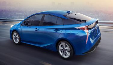 Toyota जल्दी लाॅन्च करेगी नई हाईब्रिड सेडान