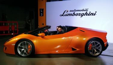 Lamborghini ने उतारी Huracan RWD Spyder स्पोर्ट्स कार