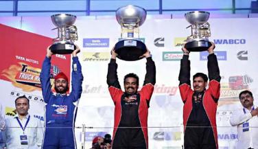 नागार्जुन ने पहना T1 Prima Trucks Champion विजेता का ताज