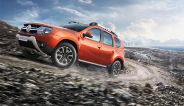 Renault Duster पर मिल रहा है 2 लाख से ज्यादा का डिस्कांउट लेकिन …