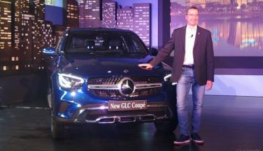 Mercedes Benz ने लॉन्च की GLC Coupe Facelift, जानें कीमत और फीचर्स