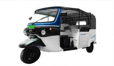 Terra Motors launches Cayor Plus e-auto at Rs 3.6 lakh, with 0 down payment and 5 years warranty - Trucks News in Hindi