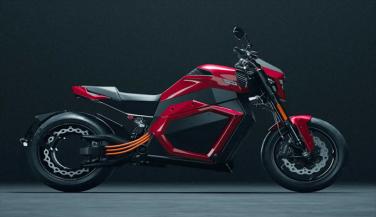 Verge TS Pro: दुनिया की पहली इलेक्ट्रिक मोटरसाइकिल ऑल-सॉलिड-स्टेट बैटरी के साथ