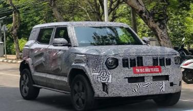Mahindra Vision S फिर टेस्टिंग के दौरान आई नजर, 15 अगस्त को हो सकती है पेश; जानें संभावित फीचर्स