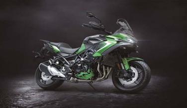 Kawasaki Versys 900 ग्लोबल मार्केट में पेश, 122 bhp की पावर और रडार बेस्ड सेफ्टी फीचर्स से लैस