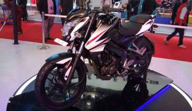 200 NS Model को FI Engine के साथ Relaunch कर सकती है Bajaj