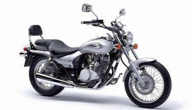 नए Engine के साथ आएगी Bajaj Avenger
