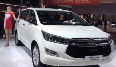 Toyota ने लाॅन्च की नई Innova Crysta, कीमत 13.8 लाख रूपए