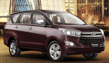 Toyota Innova Crysta Petrol 3 वेरिएंट में आएगी, बुकिंग शुरू