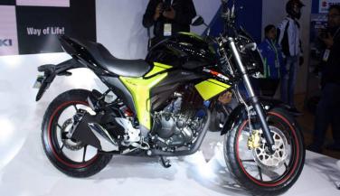 Rear Disc Brake के साथ Suzuki Gixxer और Gixxer SF लॉन्च