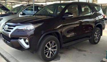 Toyota Fortuner का नया वर्जन जल्द होगा लॉन्च, तस्वीर Leak