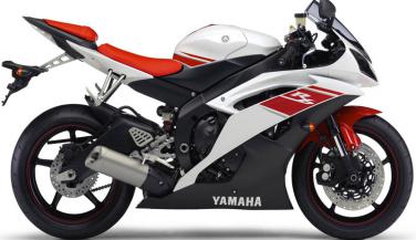 R15 को भारत में फिर से Launch करेगी Yamaha
