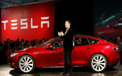 Tesla की नई सस्ती इलेक्ट्रिक कार का एलान आज? एलन मस्क देंगे बड़ा सरप्राइज

