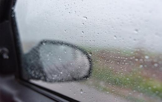 मानसून में कार के शीशों पर जमने वाली धुंध से पाएं छुटकारा, जानें 30 सेकेंड की आसान ट्रिक मानसून में कार के शीशों पर जमने वाली धुंध से पाएं छुटकारा, जानें 30 सेकेंड की आसान ट्रिक