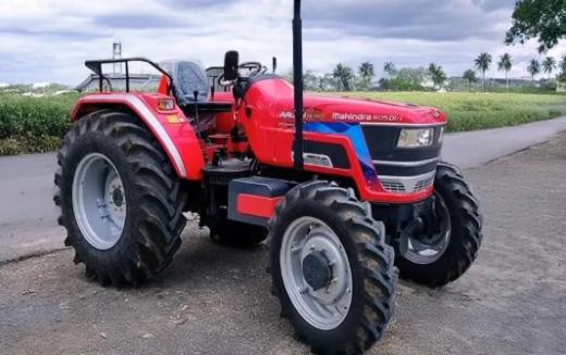 महिंद्रा अर्जुन नोवो 605 DI-i 4WD: 56 HP की दमदार पावर के साथ खेती के भारी कामों के लिए मजबूत ट्रैक्टर