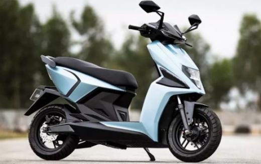 Simple Wave Electric Scooter: 243 किमी की रेंज के साथ लॉन्च हुआ नया इलेक्ट्रिक स्कूटर, जानें कीमत और फीचर्स Simple Wave Electric Scooter: 243 किमी की रेंज के साथ लॉन्च हुआ नया इलेक्ट्रिक स्कूटर, जानें कीमत और फीचर्स